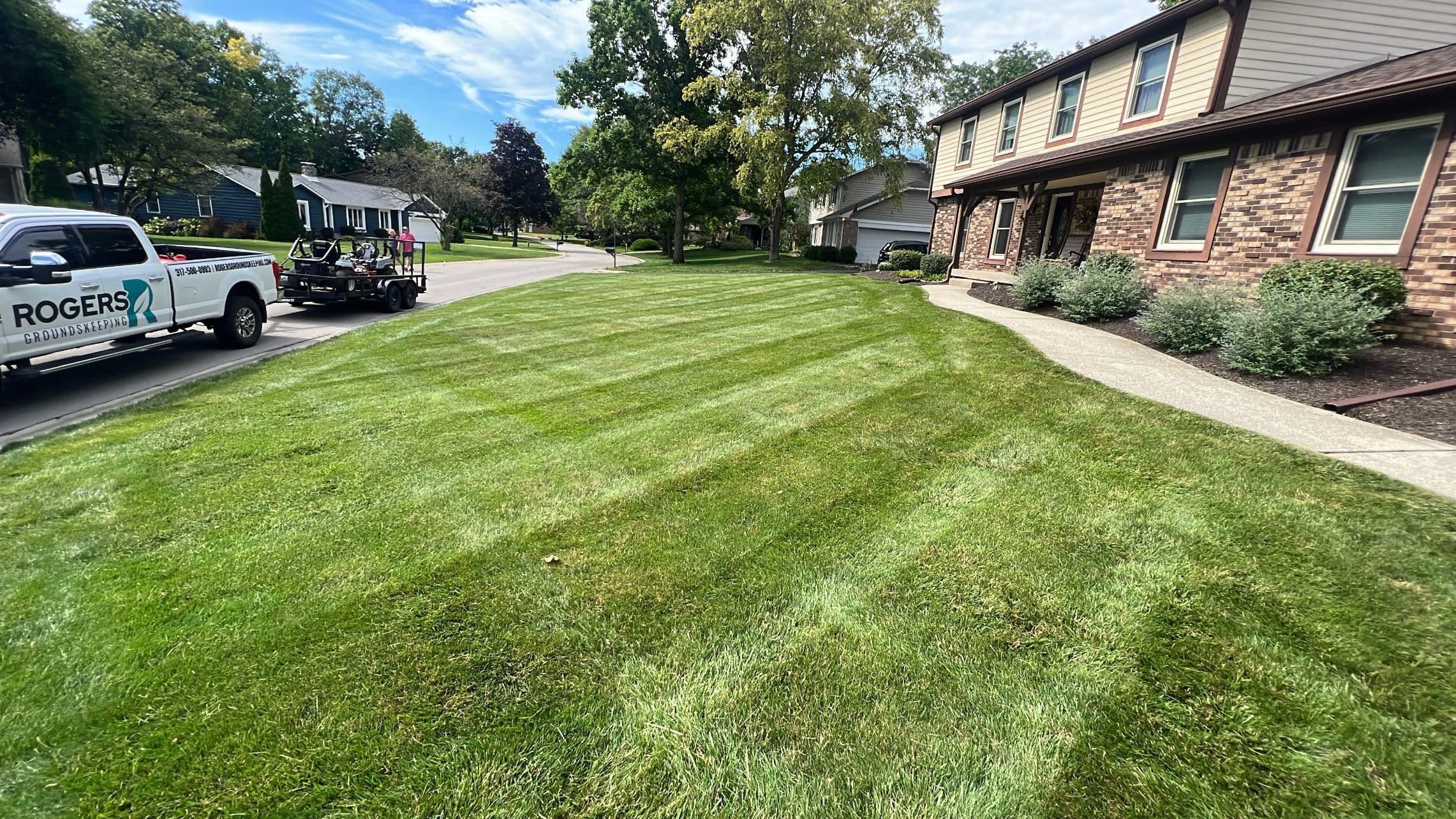 Project Clean Cuts and Crisp Finishes for Noblesville Lawns image