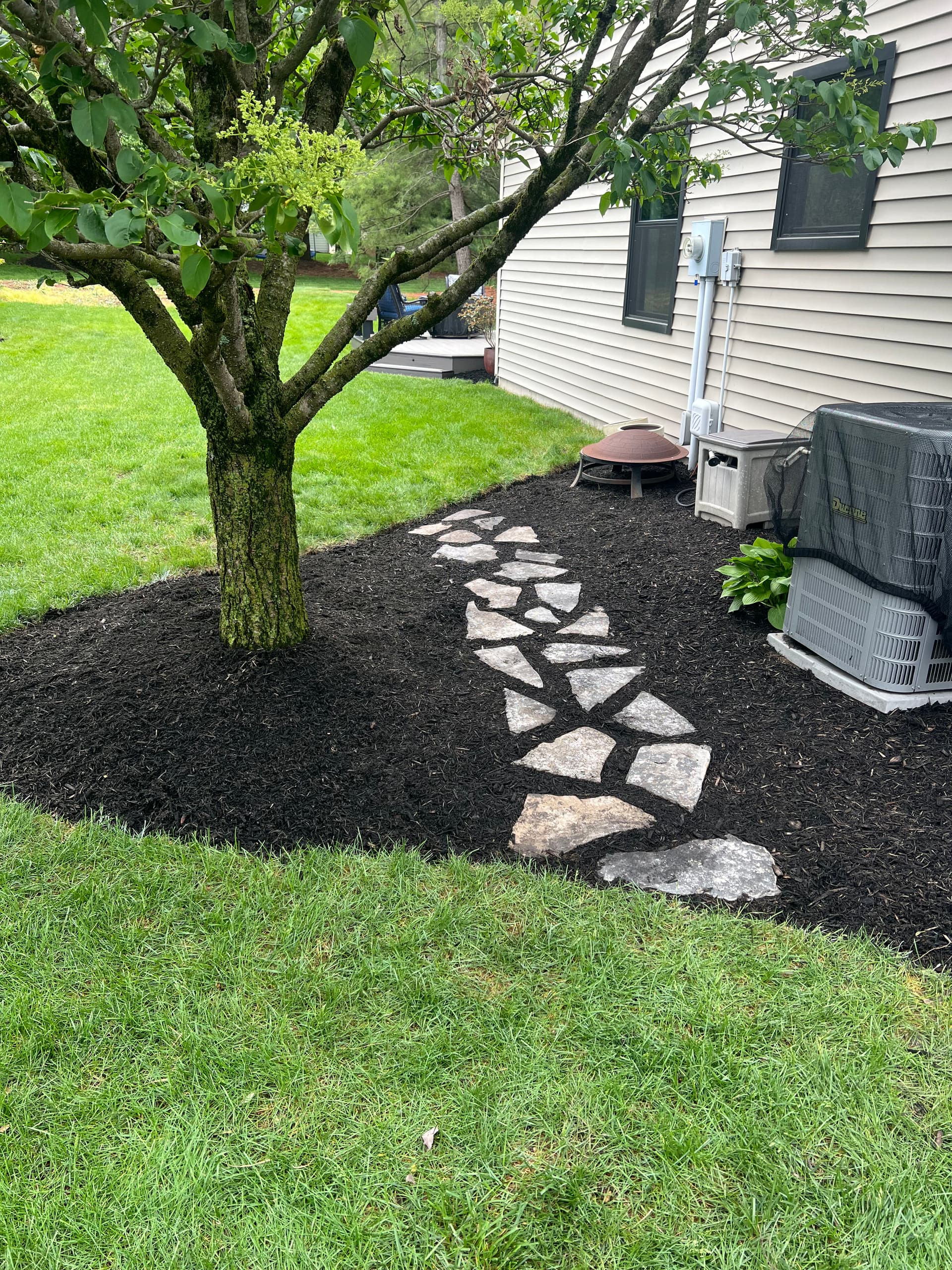 Flagstone Walkway and Fresh Mulch in Fishers Indiana image